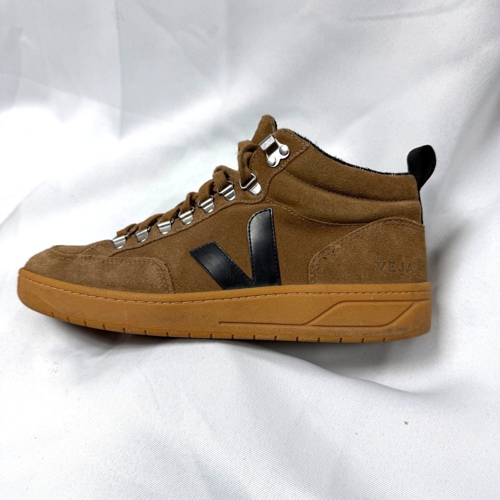 VEJA Roraima Suede‎ Men's 9.5 Brown Black Gum Sole High Top Sneaker Boot